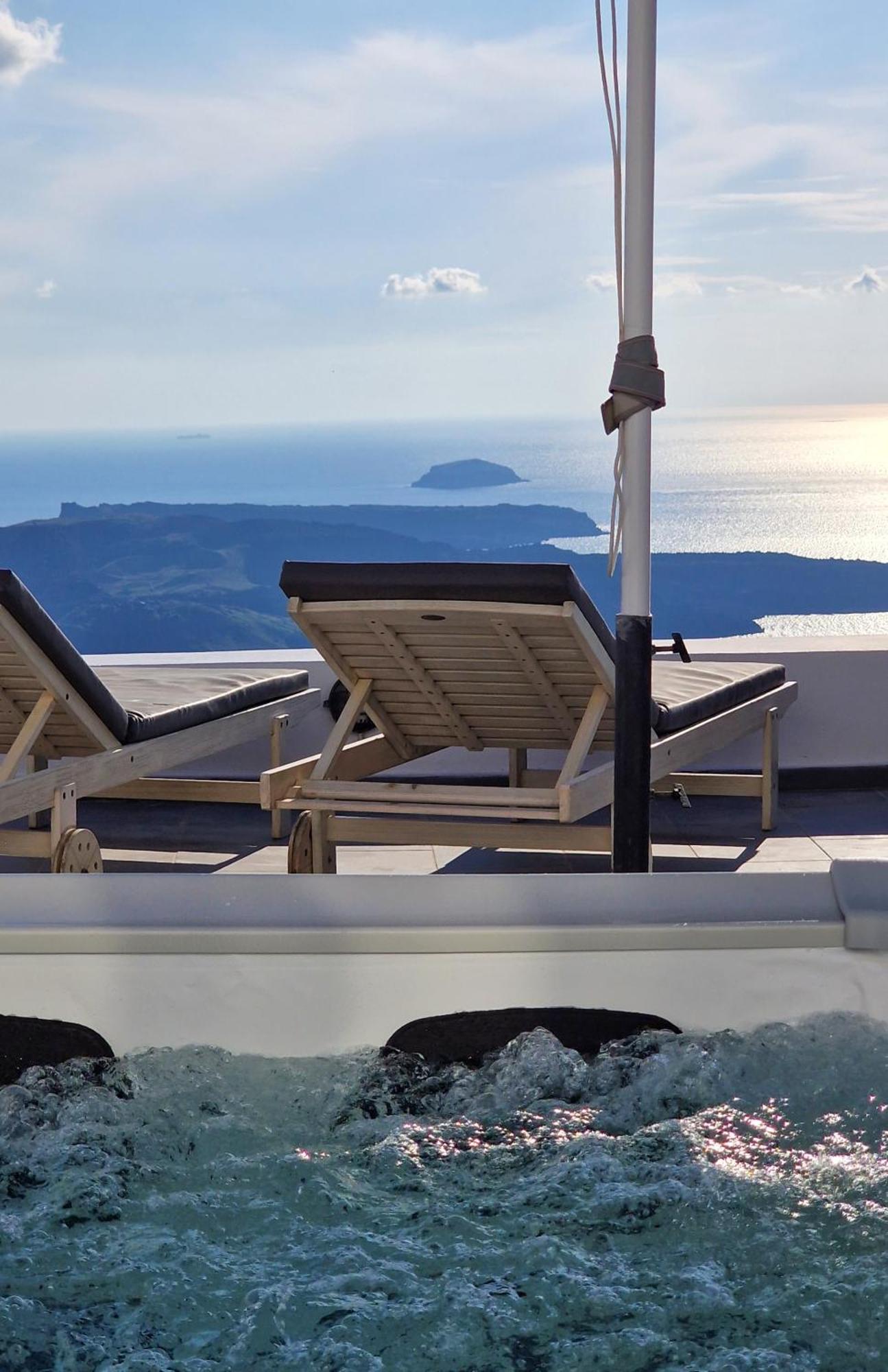 Karpimo Horizon - Caldera View With Private Hot Tub Villa Firostefani Exteriör bild