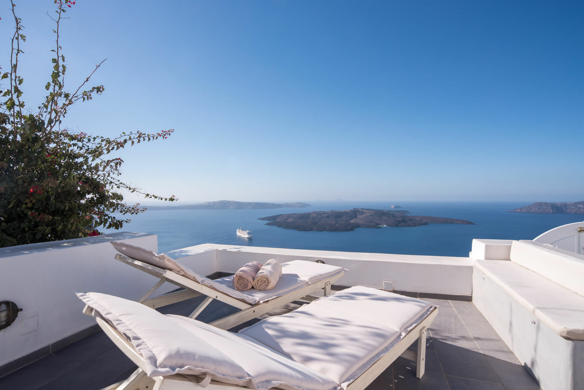 Karpimo Horizon - Caldera View With Private Hot Tub Villa Firostefani Exteriör bild